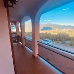 Casa Levante 4 *
