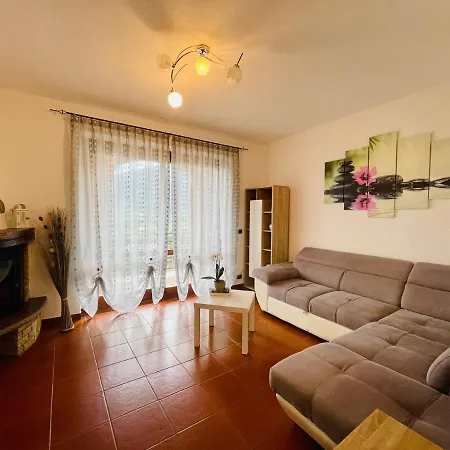 Casa Levante 4 דירה קנוביו