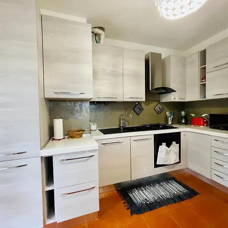 Casa Levante 4 קנוביו