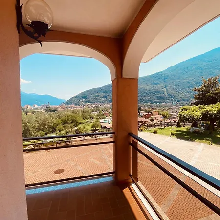 דירה Casa Levante 4 קנוביו